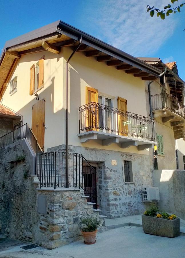 Maison Cascina Amelie Abbadia Lariana Eksteriør billede